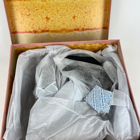 NIB Jeffrey Campbell Bat Shoes - Picture 2 of 11